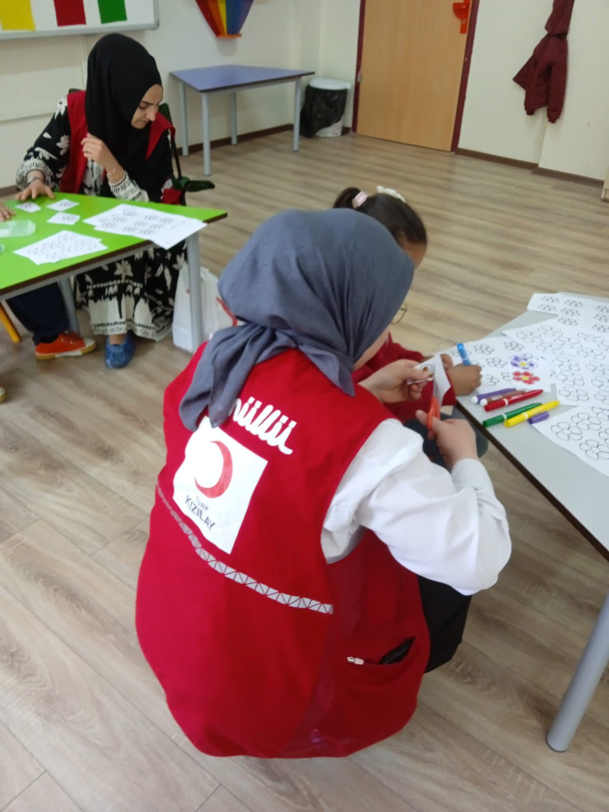 KIZILAY 'DAN ÖZEL ÖĞRENCİLERE DESTEK
