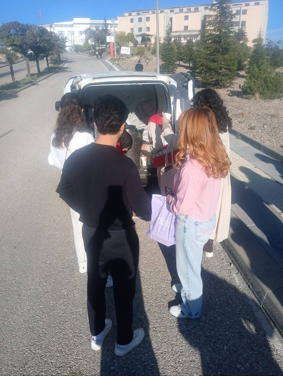 ÇORBALAR KIZILAY'DAN