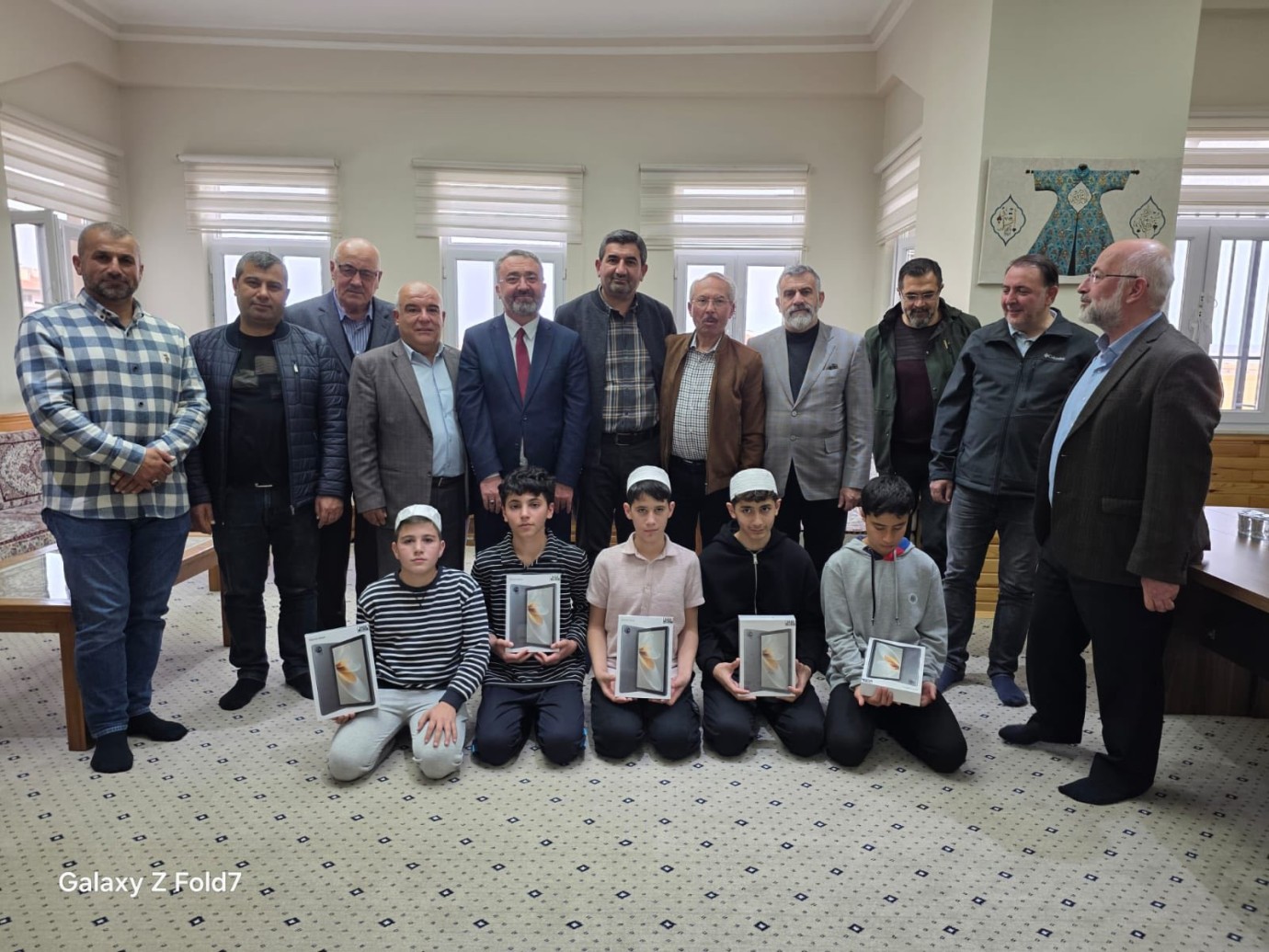Kızılay kuran kursu öğrencilerini ödüllendirdi 
