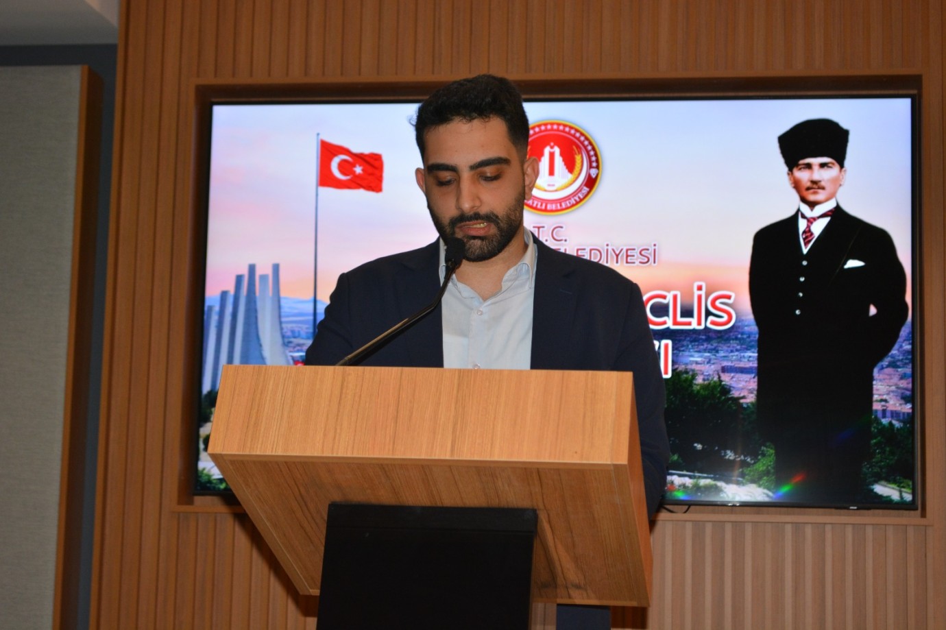 Türk kadınına seçme ve seçilme hakkının verilişinin yıldönümü