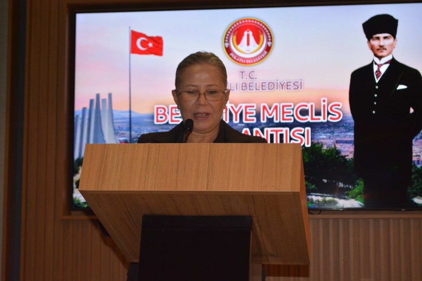 KADINLAR OLMADAN CUMHURİYET TAMAMLANAMAZ