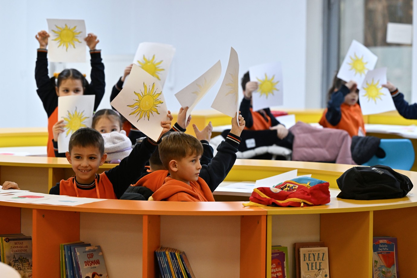 GENÇ ZİHİNLER KÜTÜPHANEDE” PROJESİ BAŞLADI   