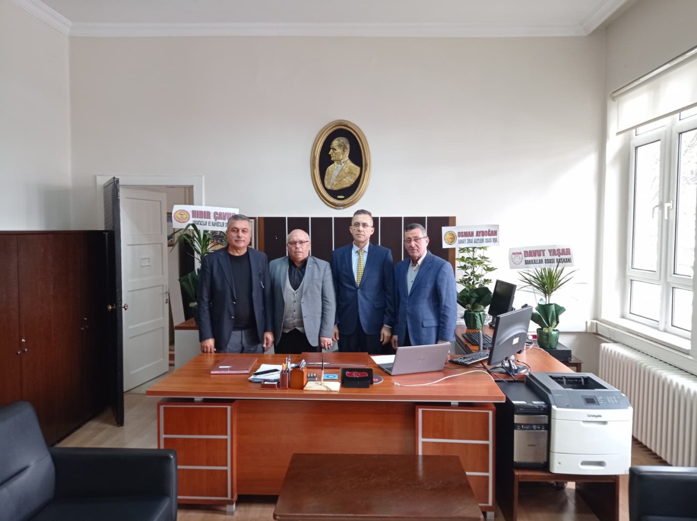 Esnaf odalarından örnek davranış
