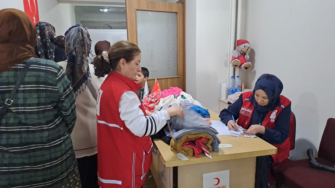 Kızılay Butik Polatlı’da 1300 Gönle Dokundu