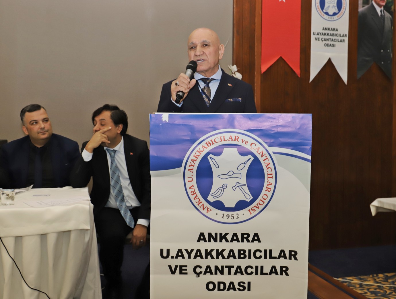 Ayakkabıcı ve Çantacı esnafından güçlü destek:  Hüseyin Uzun ile yola devam