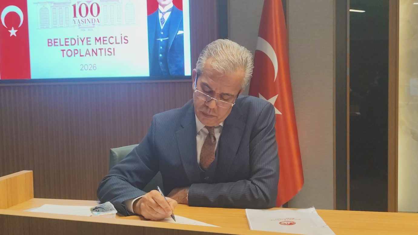 AK PARTİ KANADINA BU YANITLA CEVAP VERDİ:  “ÜLKENİN HALİ NEYSE BİZİM HALİMİZDE O”