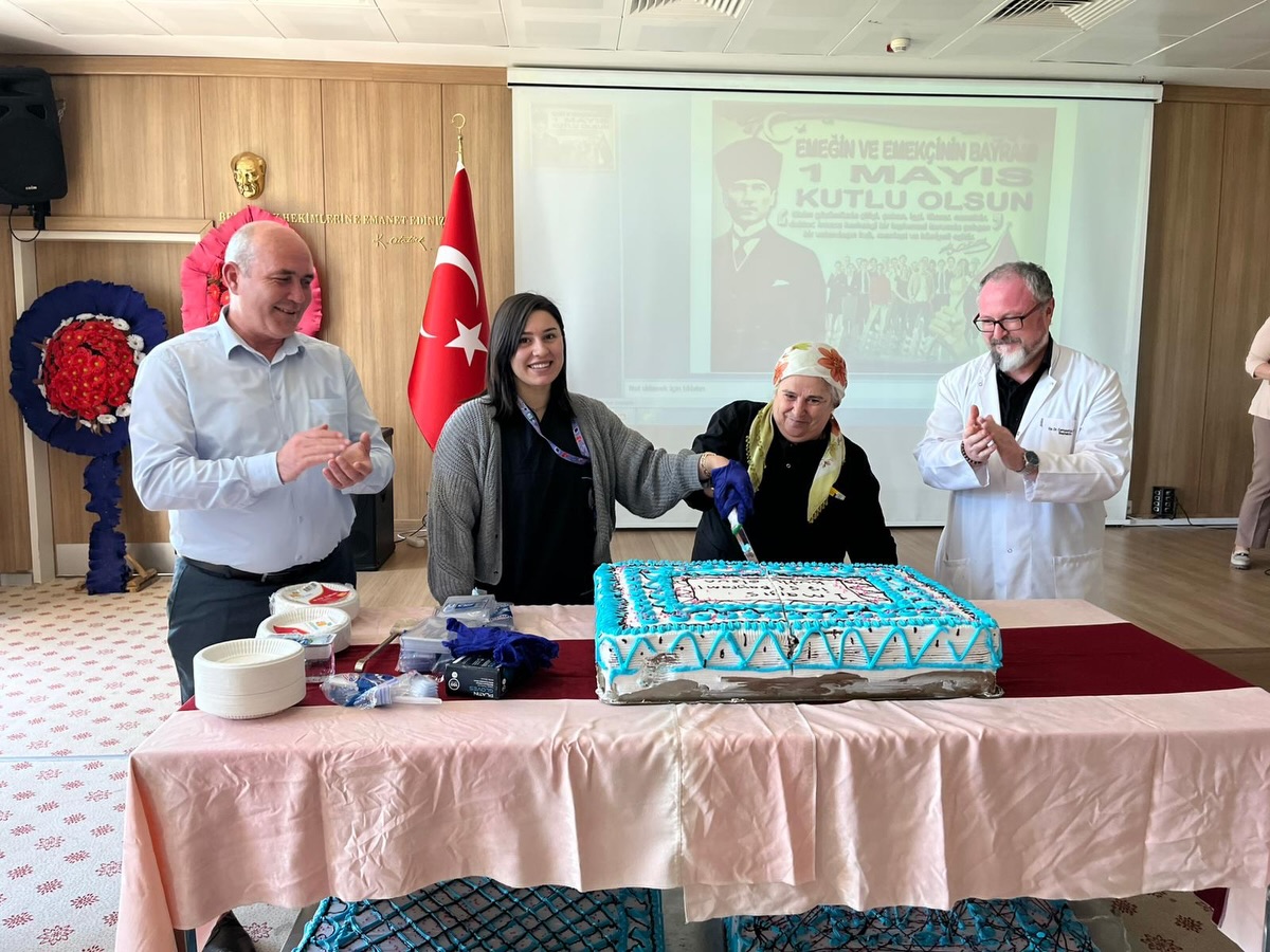POLATLI DUATEPE DEVLET HASTANESİ’NDE 1 MAYIS KUTLAMASI