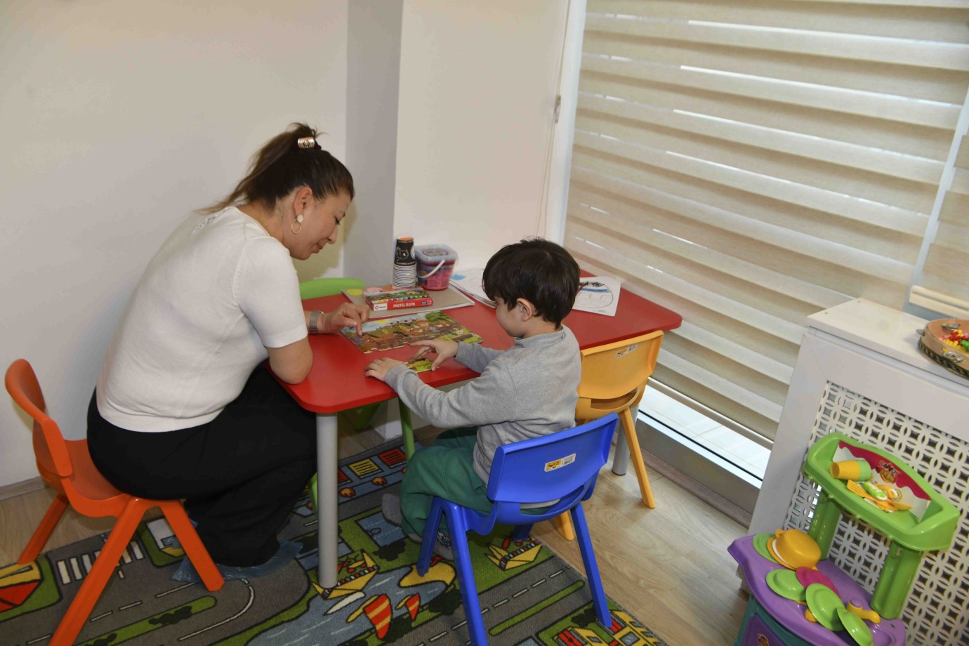 ABB’DEN ÖZEL GEREKSİNİMLİ ÇOCUKLAR VE AİLELERİNE DESTEK