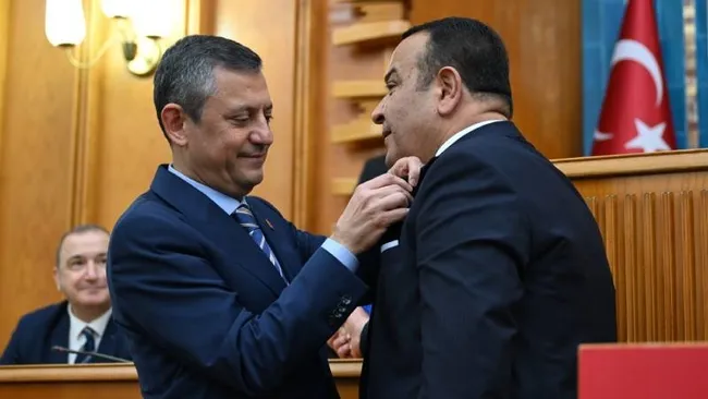 ADNAN BEKER CHP’DEN İSTİFA ETTİ