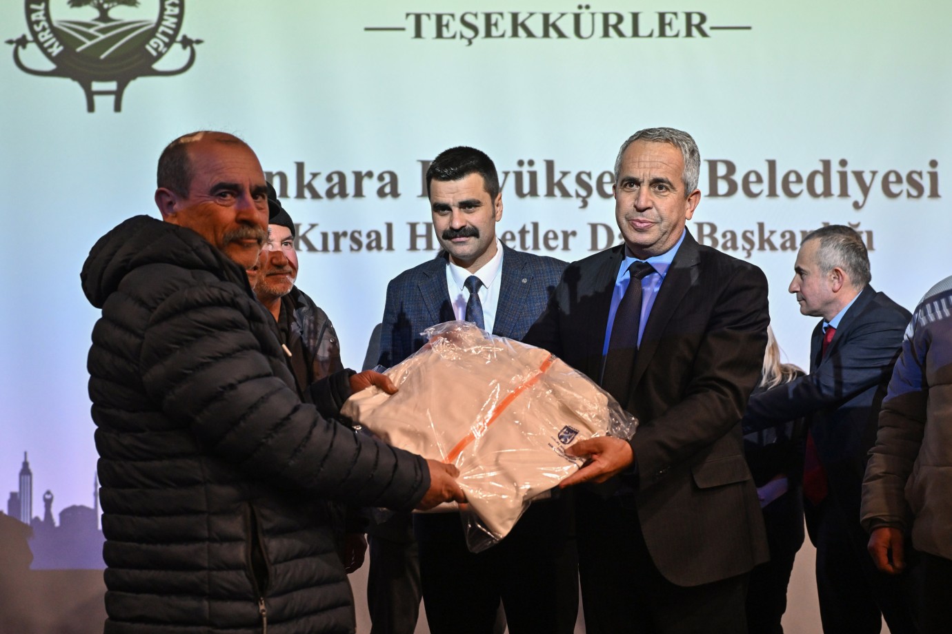 ABB’DEN ÇUBUK’TA “ARICILIKTA KOLONİ YÖNETİMİ” EĞİTİMİ