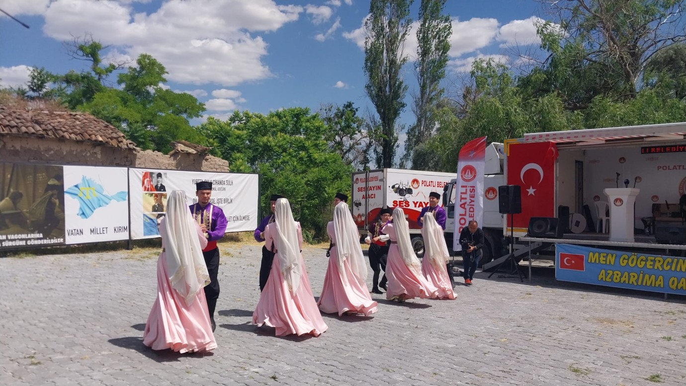 KIRIM MİLLİ BAYRAK GÜNÜ POLATLI’DA COŞKUYLA KUTLANDI